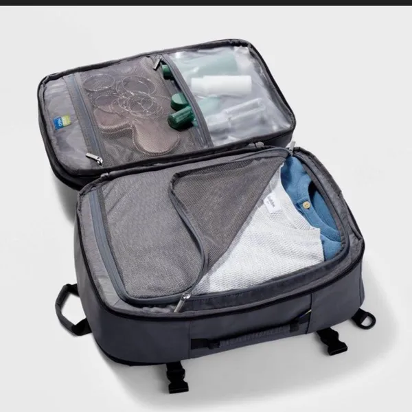 Open story travel backpack Gray - Image 3