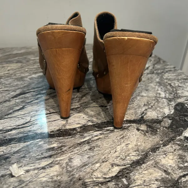 Steve Madden Tan Suede Mules - Image 7