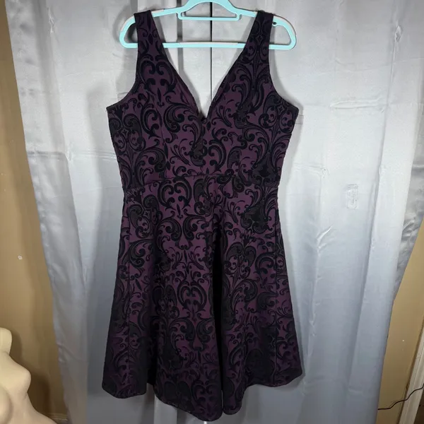 Maurices Damask Velvet Flocked High Low Dress XL Purple Cocktail Dark Romantic - Image 3