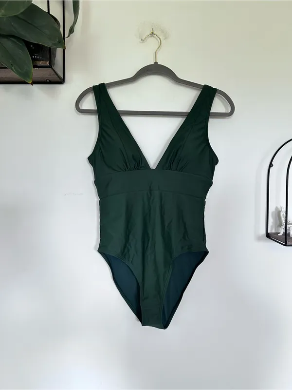 NEW Quince Palm Green Italian Plunge One-Piece Swimsuit Size Medium - Image 3