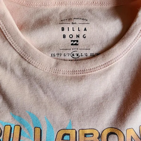 NWT Billabong pink graphic crop tee - Image 4