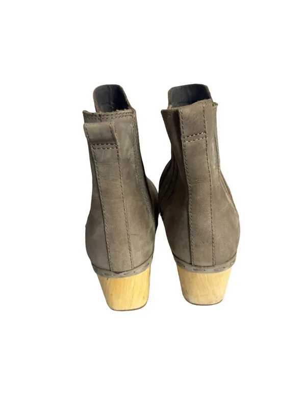 Frye & Co. Odessa Chelsea Boots High Heel Nubuck Leather Taupe Size 8.5 Women's - Image 6
