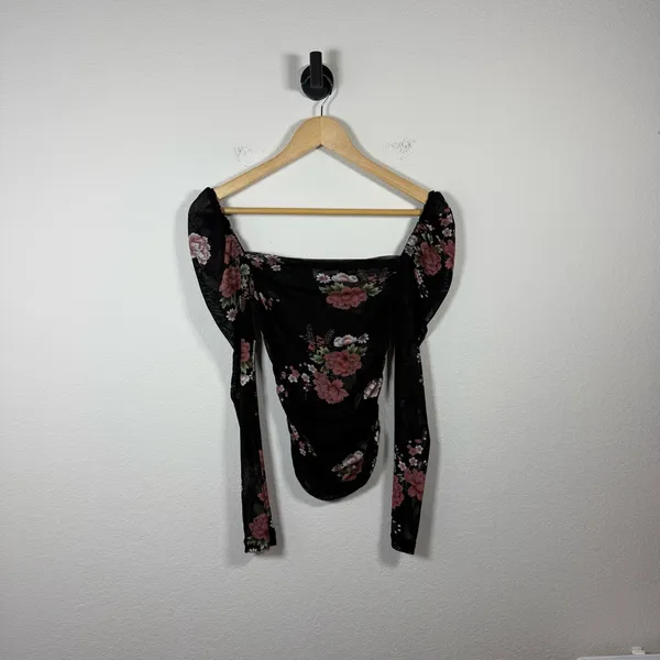 Superdown Revolve Women’s Scarlett Puff Sleeve Floral Mesh Top Black/Pink M - Image 3