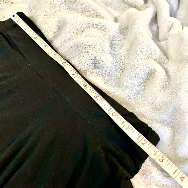 NWT Urban COCO Skirt Small Black Womens Stretchy Flared Casual Mini Skater Skirt - Image 4