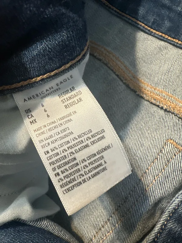 American Eagle Jeans - Image 3
