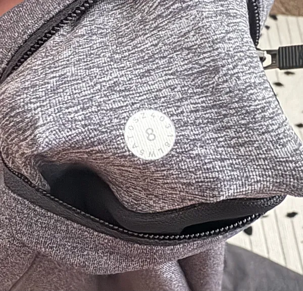 Lululemon Leggings Gray - Image 4