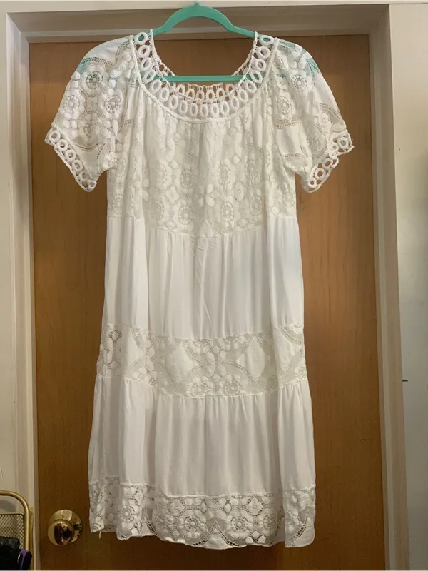 Unknown Women's Lace Tiered Short-Sleeve Dress in White Size-M/L - Image 3