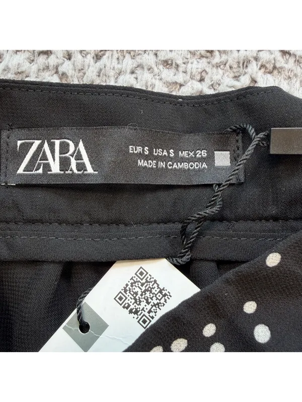 NWT Zara Black White Polka Dot Tiered Ruffle Mini Skirt Size Small - Image 2