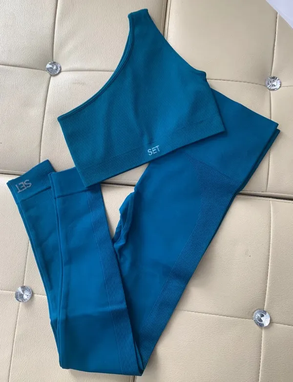 Set Active Leggings & Matching One Shoulder Bra - Image 3