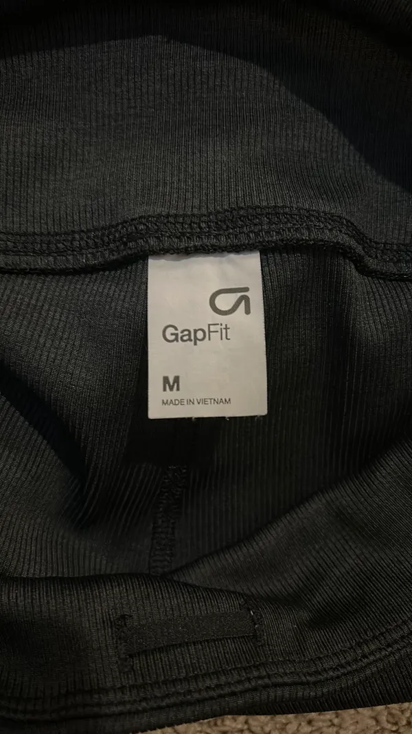 Gap fit Ribbed Biker Shorts - Image 2