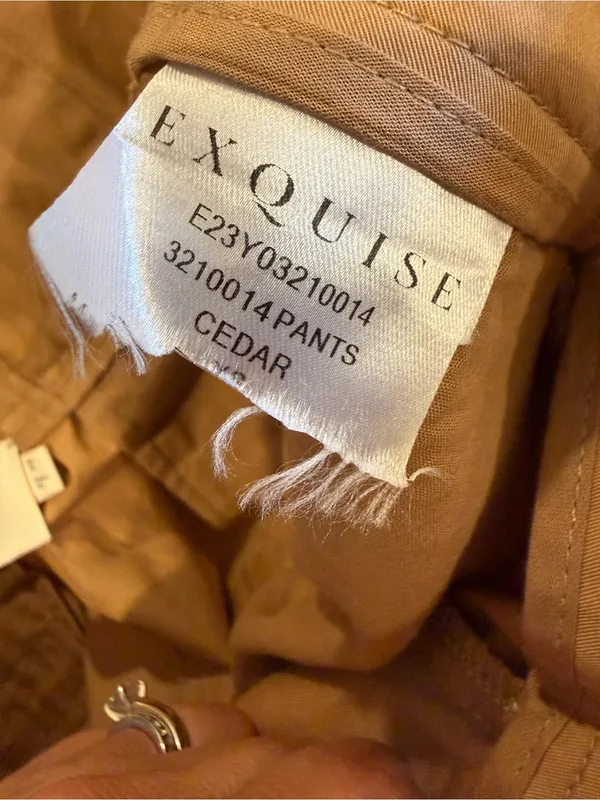EXQUISE for ANTHROPOLOGIE Barrel Leg Chino Pants in Cedar size XS - Image 8
