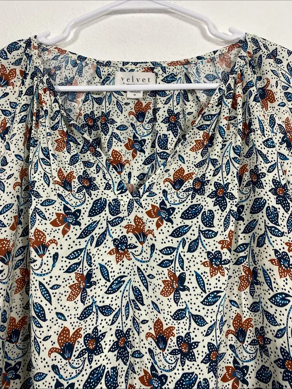 Velvet by Graham & Spencer White Floral V-Neck Blouse with Blue & Brown Accents - Image 5