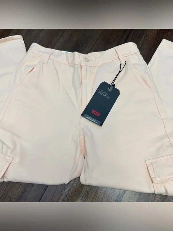 Levi's Loose Cargo Women's Pants - Image 6
