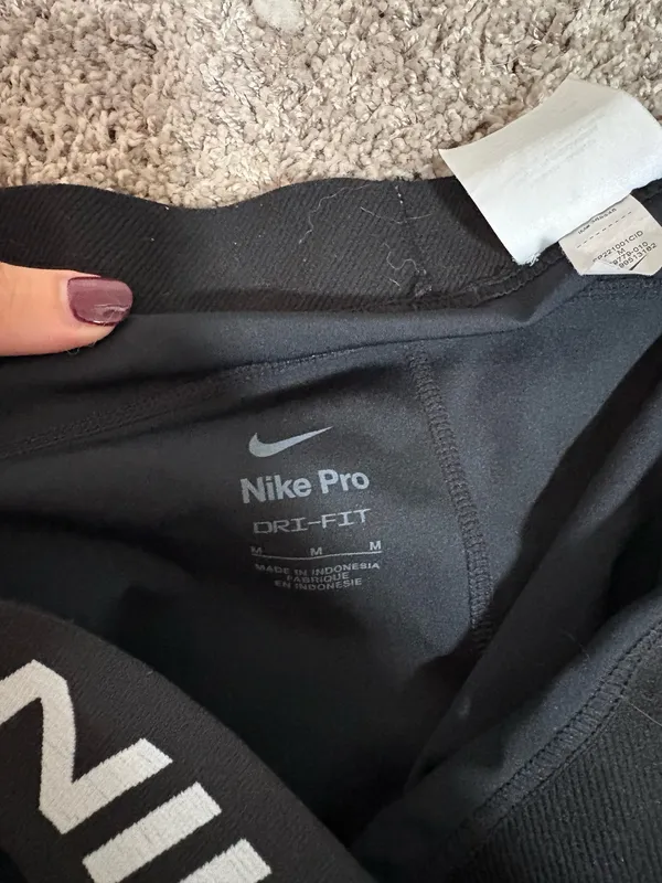 Nike Dri-Fit Leggings - Image 4