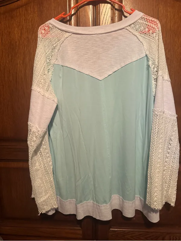POL Mixed Media Patchwork Lace Henley Top - Mint Green Size M - Image 8