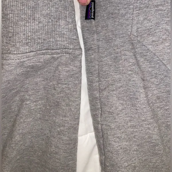 Patagonia Heather Gray Zip-Up Jacket Size Medium AS IS - Image 7
