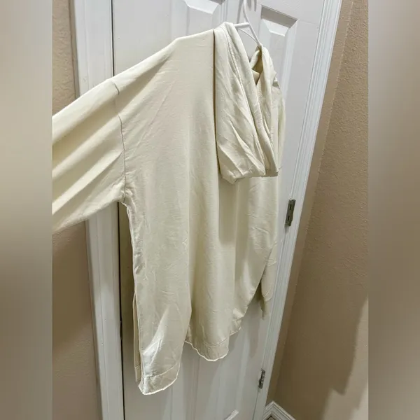AERIE long sleeve oversized hooded sweatshirt size Medium cream color 100% - Image 6