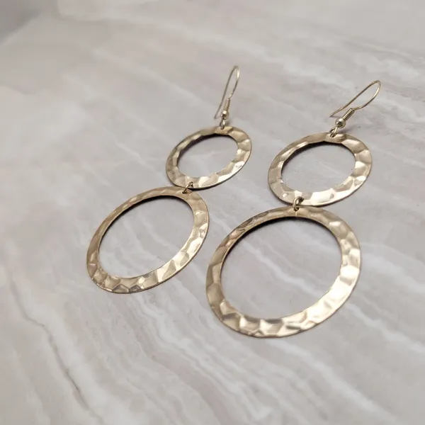 Vintage Hook Earrings Very Long Gold Tone Hammered Pattern - Fair Condition - Image 2