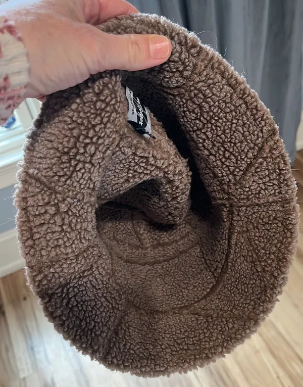 Ben Berger Winter Hat Cozy Bucket Comfy Brown Princess Diary Look - Image 9