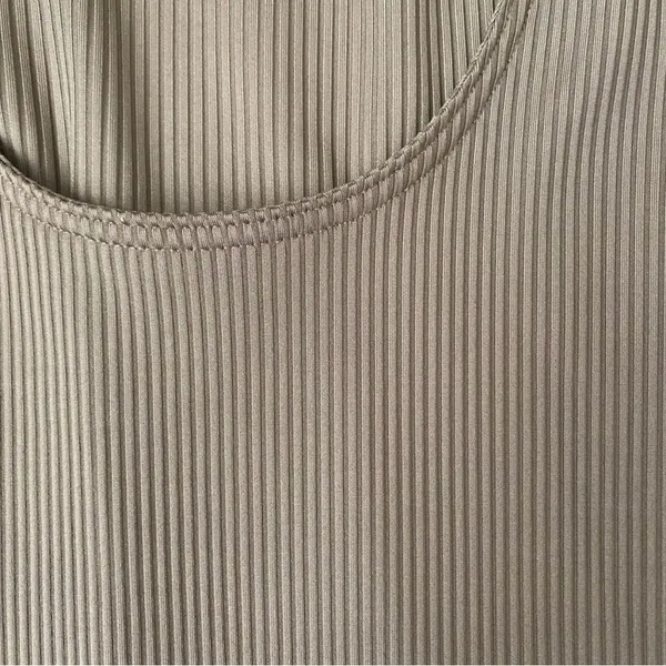 Abercrombie‎ & Fitch Ribbed Long Sleeve Scoop Neck Bodysuit Taupe Brown XL - Image 6
