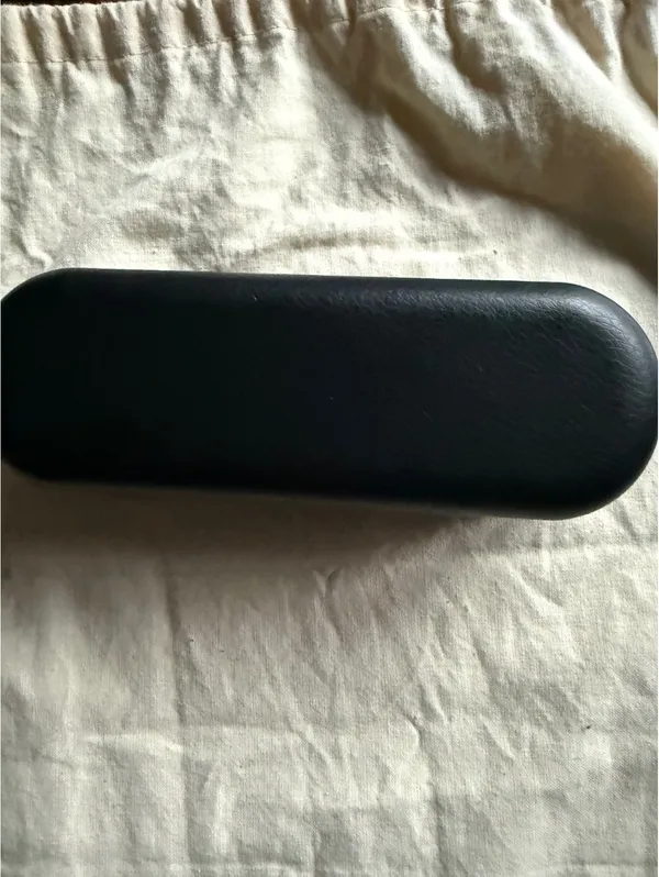 Oakley Black Hard Sunglasses Case - Image 4