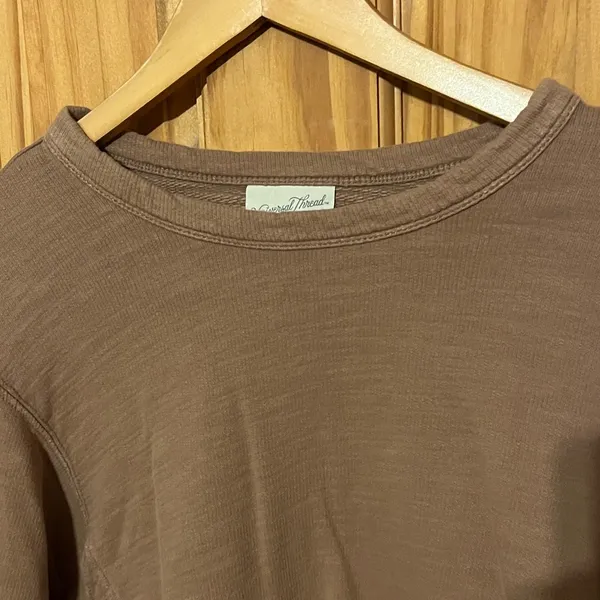 Universal Thread Goods Casual light Brown Women's Crewneck cropped sweatshirt - Image 3