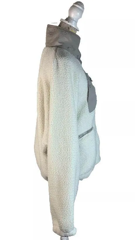 Her Entire Name Says Grace fleece sherpa jacket size M - Image 6