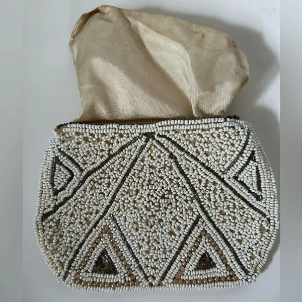 Vintage Beaded Clutch in Cream and Brown - Image 4