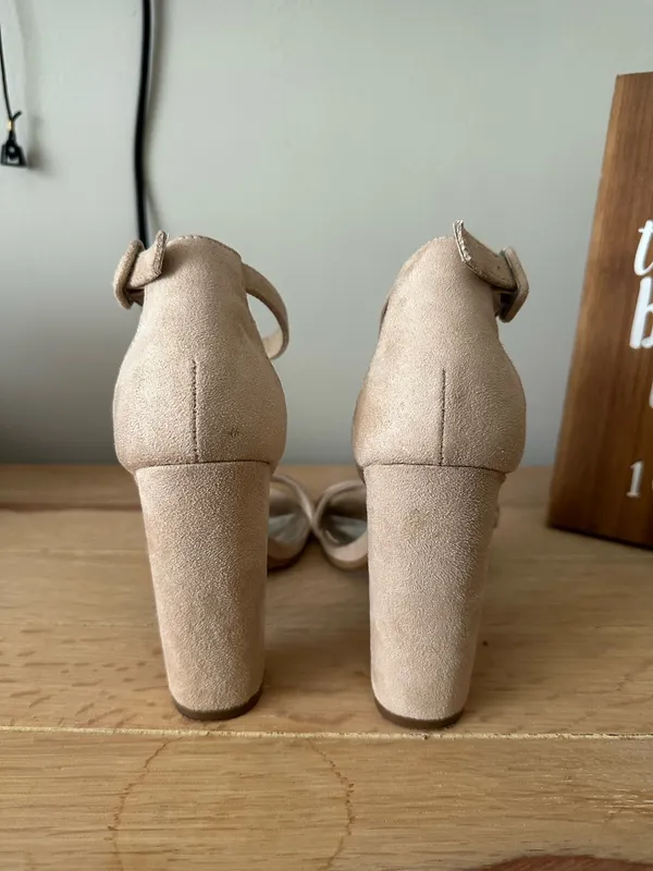 Nude heels Tan Size 6 - Image 3