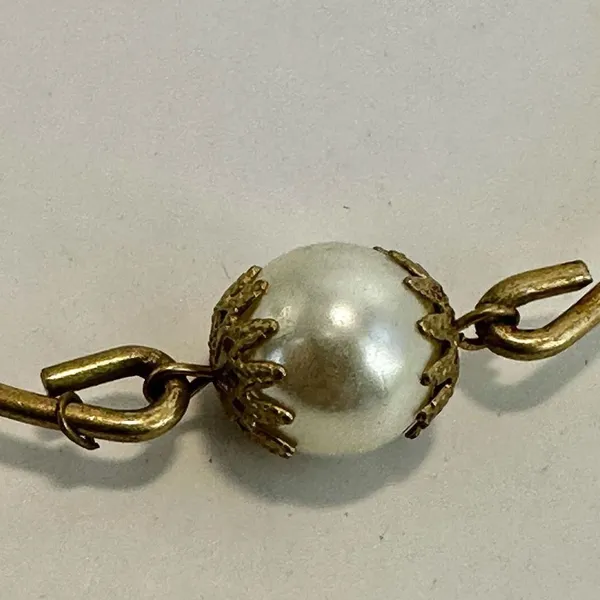 Gold tone faux pearl bangle bracelet - Image 5