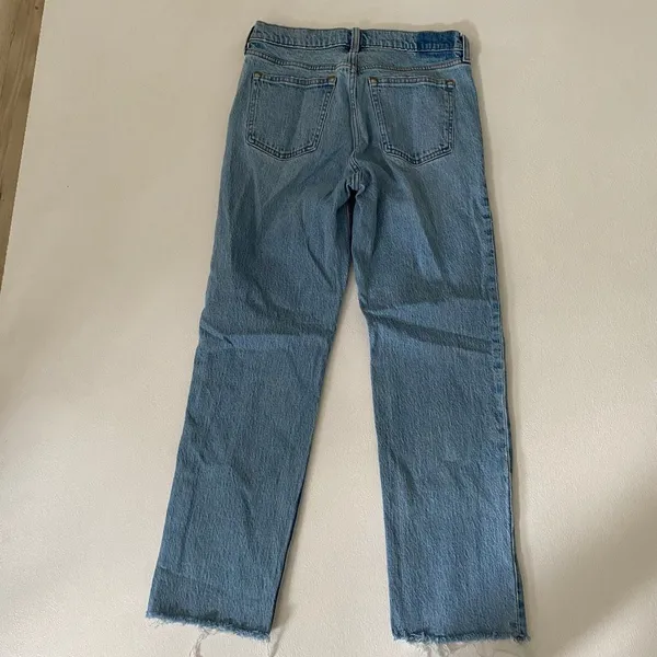 Abercrombie & Fitch 90s Straight Jeans 27/4 Mid Rise Raw Hem Light Wash - Image 3