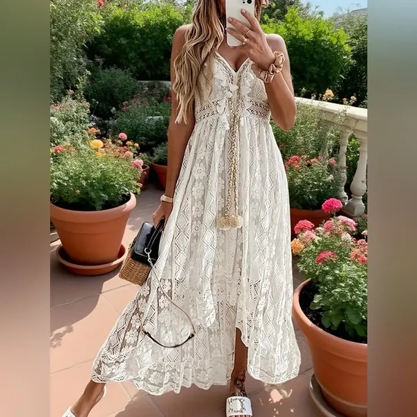 Boho Lace High-Low Maxi Dress with Tassel Accents Size Large NWT - Image 4