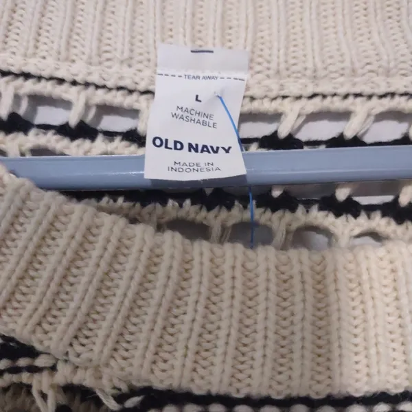 Old Navy Open Stich‎ Sweater Black And White Size Large - Image 8