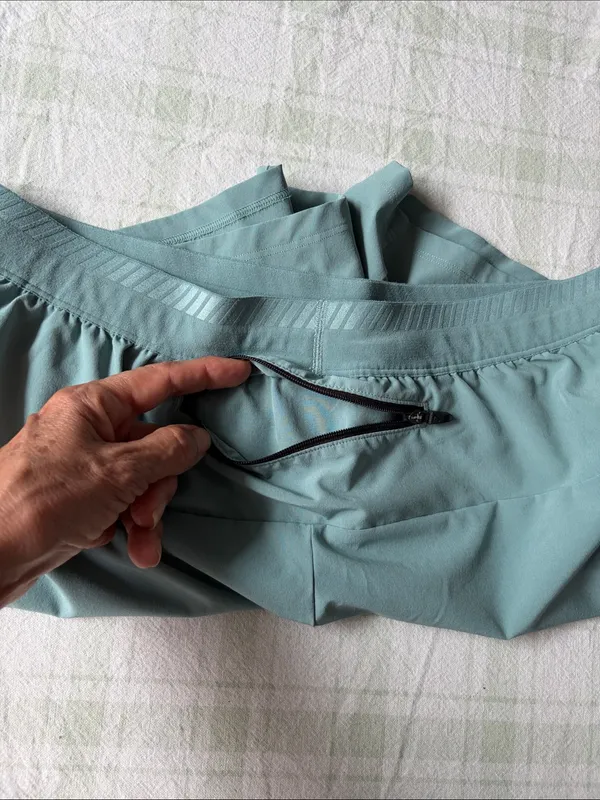 Gymshark Women’s Mint Green High-Performance Athletic Shorts - Image 10