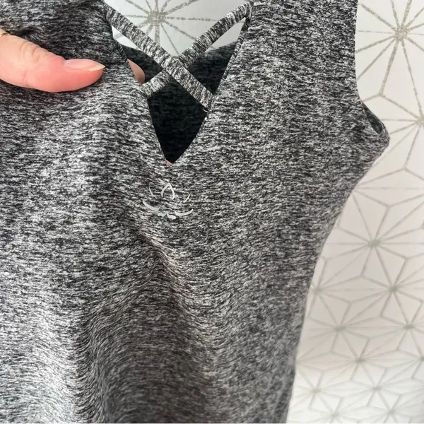 Beyond Yoga Gray Marled Spacedye Lace Back Tank - Image 4