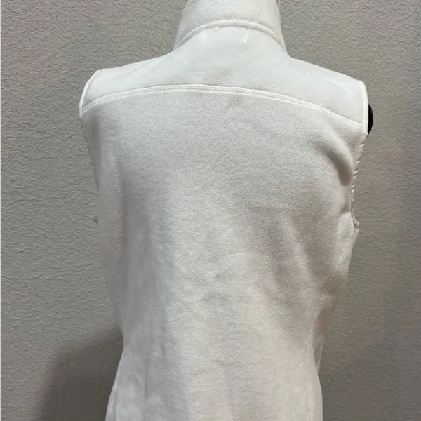Vineyard Vines White Zip-Up Vest - Image 4