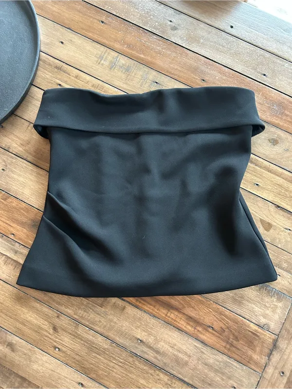 Aritzia Babaton FigureKnit Eyecatcher Black Tube Top Blouse L - Image 5