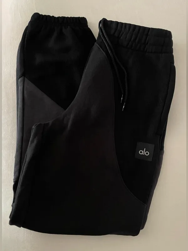 Alo NWOT Make Waves Sweatpants Vintage Black Tonal zipper pockets Size S - Image 10