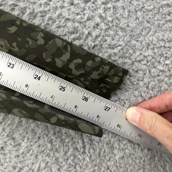 Lululemon Base Pace High Rise Leggings Olive Green Camo Athletic Women's 8 - Image 9