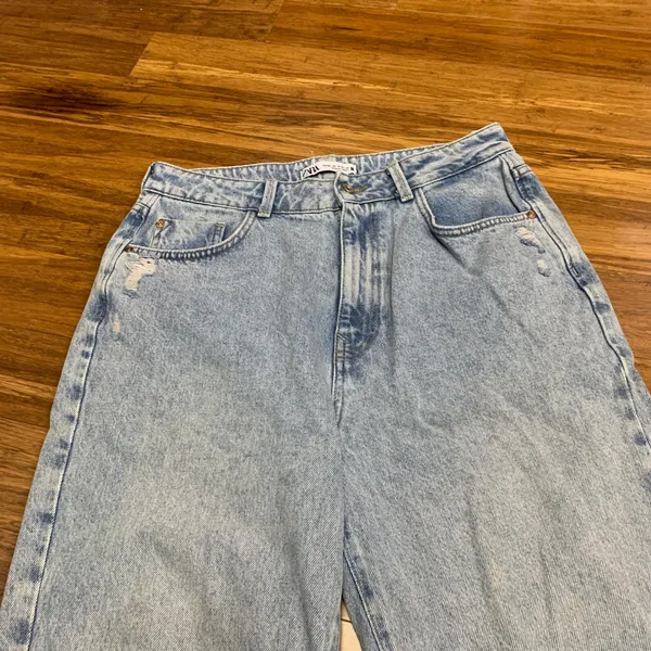 ZARA Women‎ Light Wash Distressed High Rise Straight Leg Jeans Size 10 Casual - Image 2