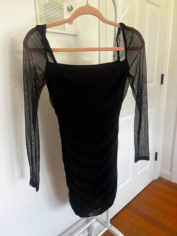 Charvi Long Sleeve Mini Dress Black - Image 4