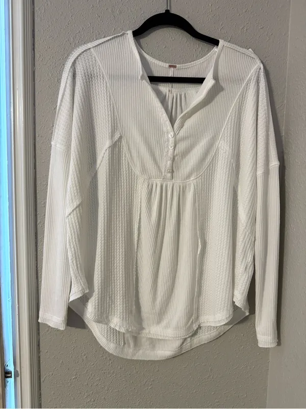 Free People Leo Henley Tee - Image 4