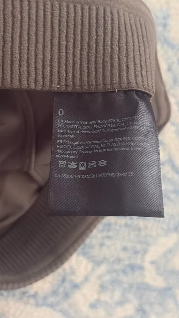 Lululemon Ribbed Shorts - Image 4