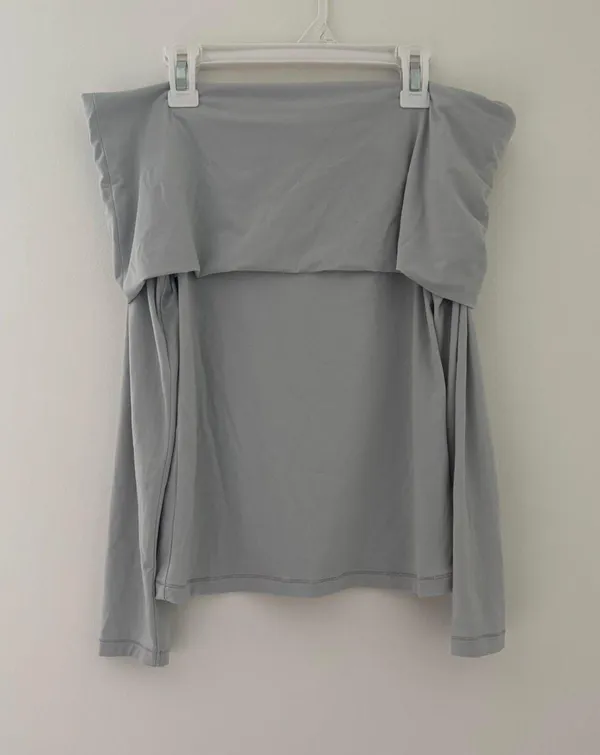 grey aritzia off the shoulder top  - Image 2