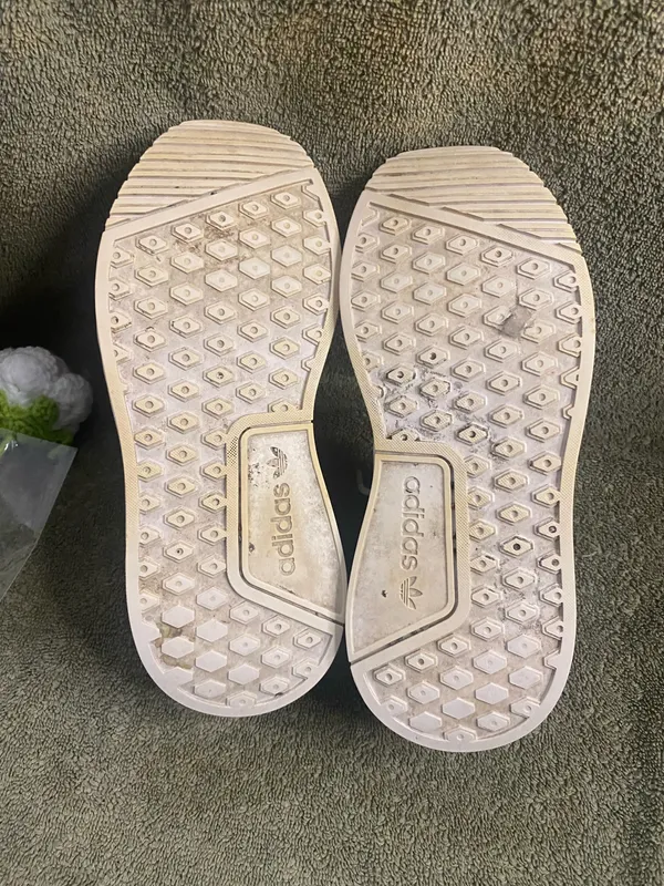 adidas Women’s White Mesh Casual Athletic Sneakers suze 5 - Image 6