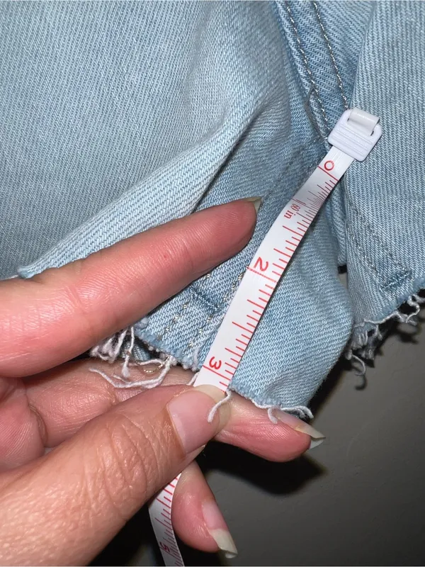Old Navy Light Blue Denim Cutoff Shorts size 6 - Image 6