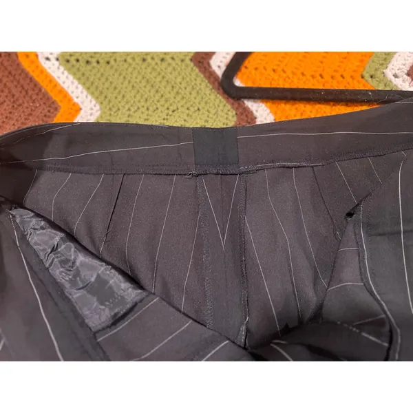 Kenneth Cole Women’s 2pc Striped Suit Black Business Casual Corpcore XL - Image 13