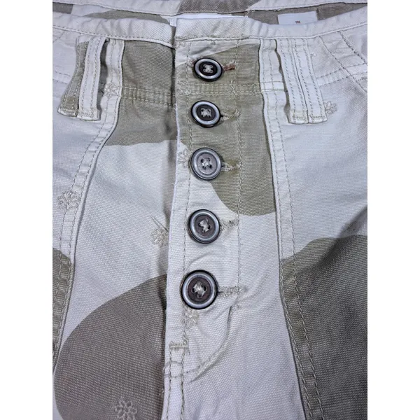 Anthropologie The Wanderer Camo Button Fly Pants Size 28 - Image 5