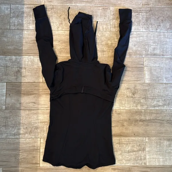 Members Mark Women’s Everyday Hooded Workout Jacket - Image 3