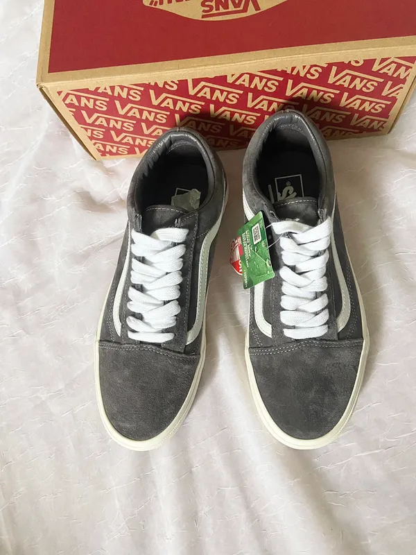 Women Old Skool Suede Size 9.5 - Image 9